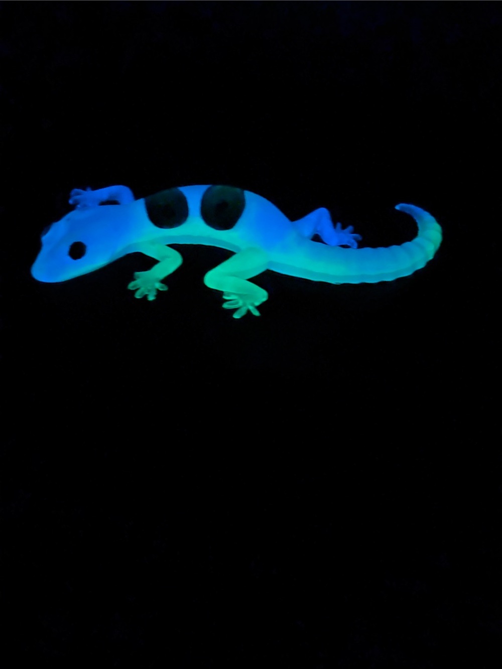 Handmade Glow Green/Blue Lizard